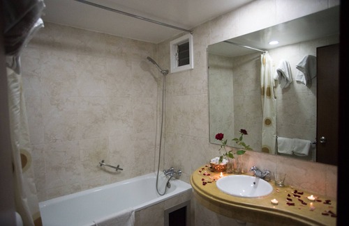 Hamria Hotel | Discover Relaxation at Hotel Rif with Spa and Pool Amenities