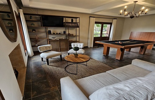 Villa San Lorenzo Hotel | Experience Unmatched Comfort at Hotel Rincon del Cerro