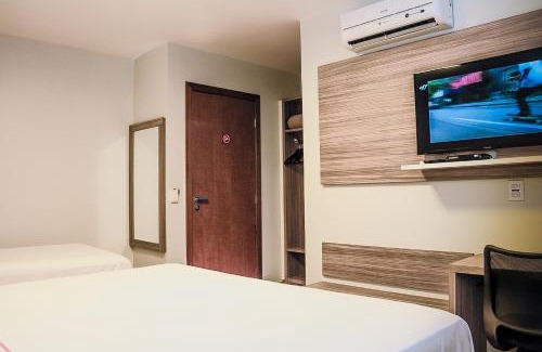 Central Sector Hotel | Discover Hotel Rio Vermelho: Family-Friendly & Pet Friendly