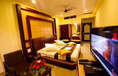 Jabalpur Hotel | Budget-Friendly Hotel Rishi Regency with Family Amenities