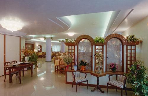 San Giorgio di Perlena Hotel | Outstanding Hotel Ristorante Pedrocchi with Breakfast & Access