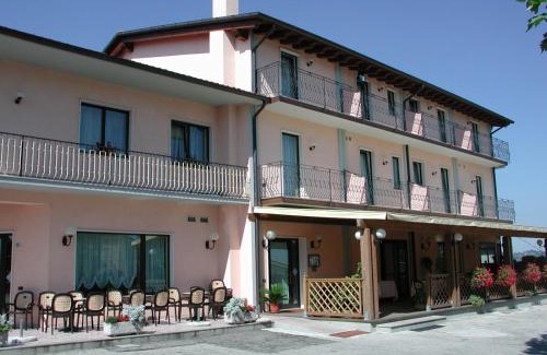 San Giorgio di Perlena Hotel | Outstanding Hotel Ristorante Pedrocchi with Breakfast & Access