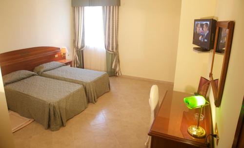 Cassino Hotel | Discover Hotel Ristorante Al Boschetto: 4-Star Comfort & Amenities