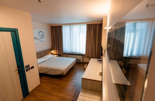 Langhe and Roero Hotel | Eco-Friendly Hotel Ristorante I Castelli with Breakfast & More