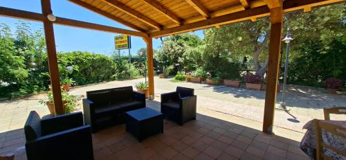 Le Castella Hotel | Discover Hotel Ristorante La Decanata with Ocean Views