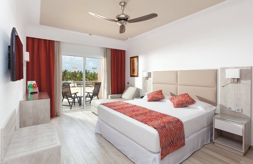 Santa Maria Resort | Indulge at Hotel Riu Cabo Verde - All Inclusive for Adults