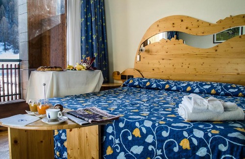 Bardonecchia Hotel | Relaxing Retreat at Hotel Rivè - Campo Smith Complex