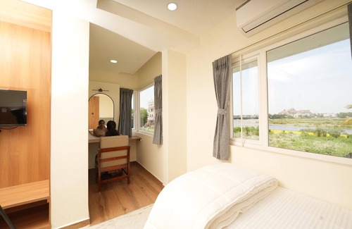 Srirangam Hotel | Hotel River View