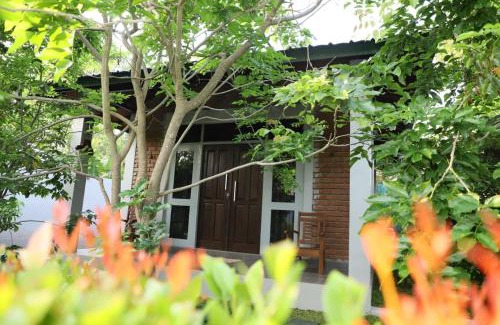 Ipalogama Hotel | Discover Hotel Ro Kalawewa: Oceanfront Bliss Awaits