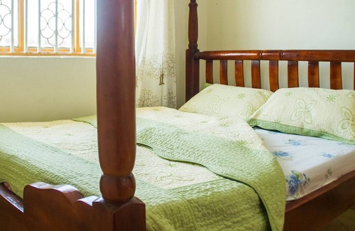 Rukungiri Hotel | Hotel Robathy Rukungiri
