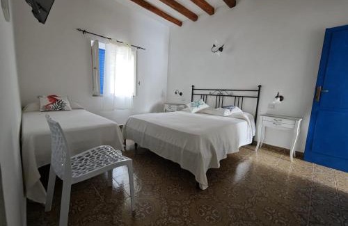 Panarea Hotel | Roda' Hotel: Family-Friendly with Breakfast Included