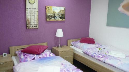 Wolfsburg Hotel | Cozy Hotel Rodizio UG with Complimentary Breakfast Included