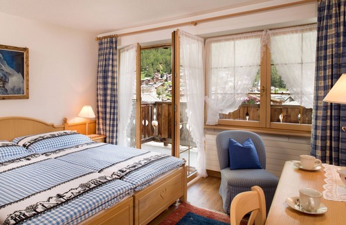 Zermatt City Centre Hotel | Unforgettable Hotel Romantica: Rated 9.8 with Spa & Kitchen