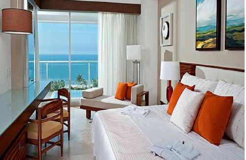 Bucerias Hotel | Relaxing Retreat at Luxury Vidanta Resort in Nuevo Vallarta