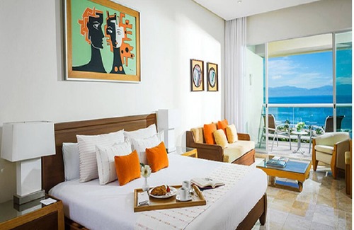 Bucerias Hotel | Relaxing Retreat at Luxury Vidanta Resort in Nuevo Vallarta