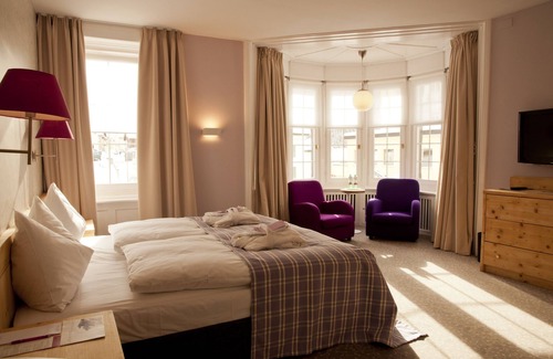 Pontresina House | Hotel Rosatsch: Guest Rated 9/10 with Family-Friendly Perks
