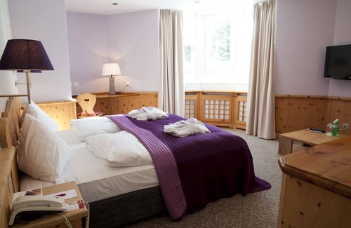 Pontresina House | Hotel Rosatsch: Guest Rated 9/10 with Family-Friendly Perks