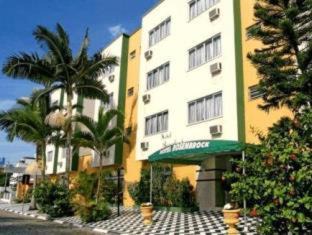 Nacoes Hotel | Inviting Hotel Rosenbrock: Top-Rated Stay with Pool & Breakfast