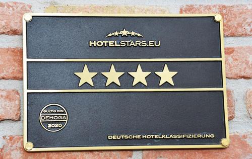 Dueren Hotel | Discover Hotel Rotes Einhorn: 4-Star Family-Friendly Retreat