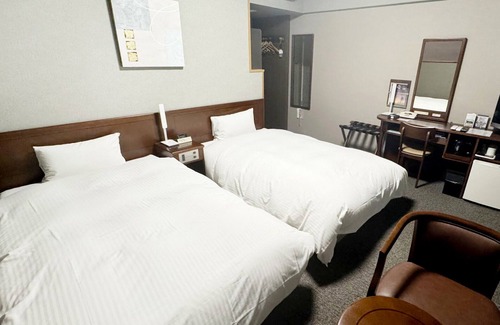 Isahaya Hotel | Discover Hotel Route-Inn Isahaya Inter with Family-Friendly Amenities