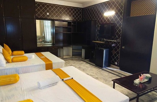 Loralai District Hotel | Discover Comfort at Hotel Royal Grand with Breakfast Included