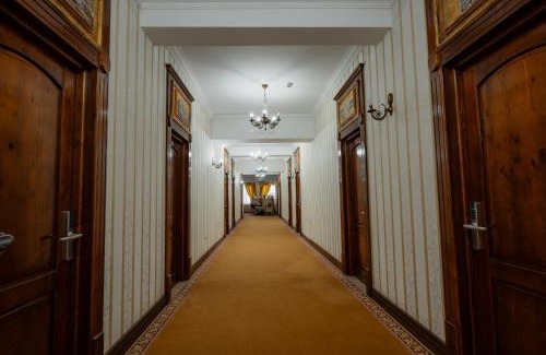 Ramnicu Valcea Hotel | Family-Friendly Stays at Hotel Royal for Memorable Getaways