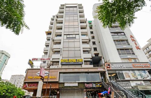 Navrangpura Hotel | Budget-Friendly Hotel Royal Stay with Breakfast Included