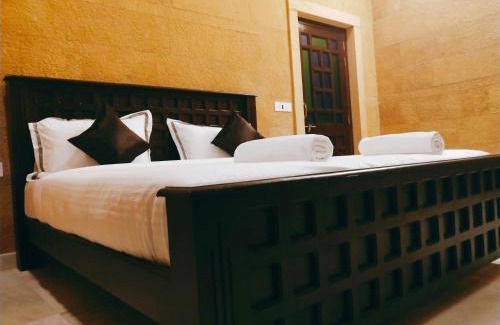Amar Sagar Pol Hotel | Explore Royal Empire Resort Jaisalmer: Pet-Friendly Stay