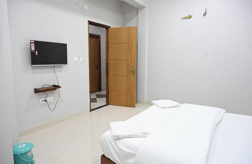 Maheshwar Hotel | Hotel RRR Palace