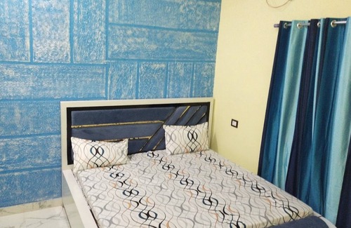 Fatehpur Sikri Hotel | Budget-Friendly Hotel RS Blue with Breakfast & Child Care