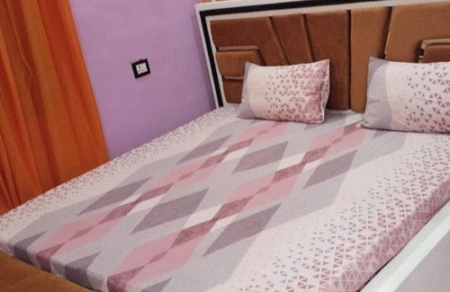 Fatehpur Sikri Hotel | Budget-Friendly Hotel RS Blue with Breakfast & Child Care