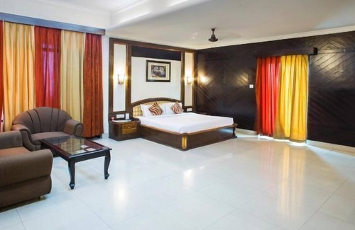 Rudrapur Hotel | Discover Hotel Rudra Continental: Family-Friendly Retreat