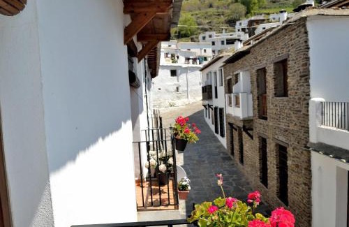 Capileira Hotel | Discover Hotel Rural Alfajía de Antonio: Rated 9.6/10 Stay