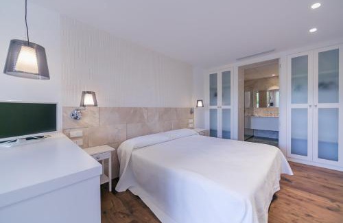 Mula Hotel | Beautiful Oceanfront Retreat at Hotel Rural El Molino de Felipe