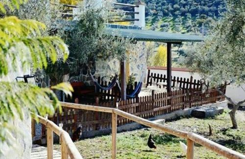 Guadalcanal House | Pet-Friendly Hotel Rural Finca La Herencia with Ocean View