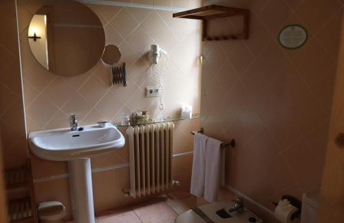 Urdax Hotel | Discover Hotel Rural Irigoienea: Rated 9.3 with Breakfast