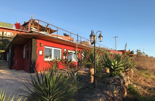 Arecida House | Relax at HRlos Piratas - Oceanfront Getaway with Spa