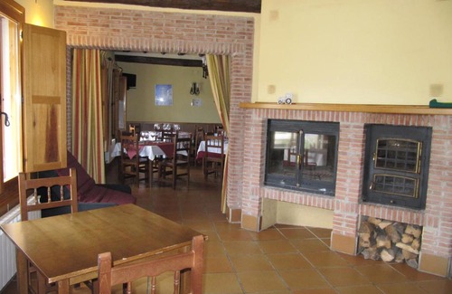 Oncala House | Pet-Friendly Hotel Rural San Millán with Family Amenities