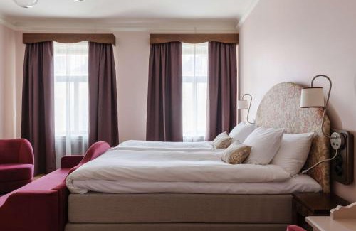 Vasastan Hotel | Discover Hotel Ruth: 4-Star Stay with Family-Friendly Perks