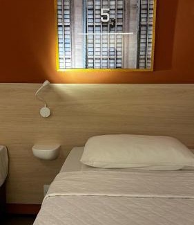 Feira de Santana Hotel | Discover Hotel São Domingos: Family-Friendly with Dining