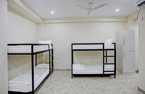 Paharganj Hostel | Budget-Friendly Hostel S B Near New Delhi Train Station
