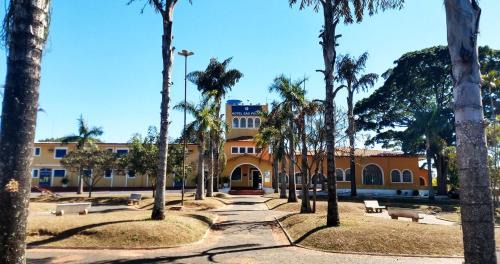 Santa Rita do Passa Quatro Hotel | Budget-Friendly Hotel São Paulo Inn with Family Amenities