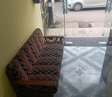 Charbagh Hotel | Cozy Hotel s.n.a. grand: Family-Friendly with Breakfast