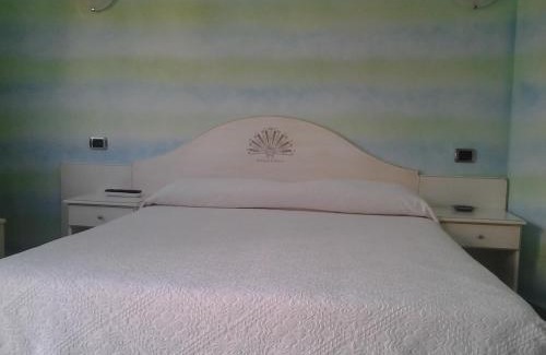 Villasimius Hotel | Discover Hotel Sa Cralla: Pet-Friendly Oceanfront Retreat