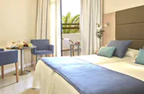 Cala Bona Hotel | Relax at Hotel Sabina Playa: Spa & Pool for Adults Only