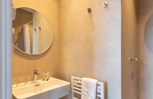 Blankenberge Hotel | Exceptional Hotel Sabot d'Or with Dining and Family Amenities