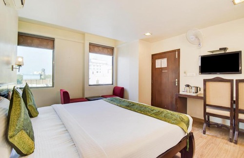 Raja Park Hotel | Discover Hotel Sahib's Corporate Inn - Ideal for Families & Business
