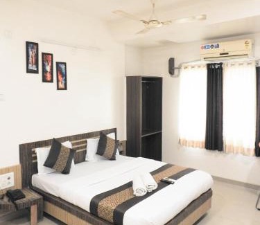 Shirdi House | Budget-Friendly Hotel Sai Vishva Karma: Child Friendly Stay