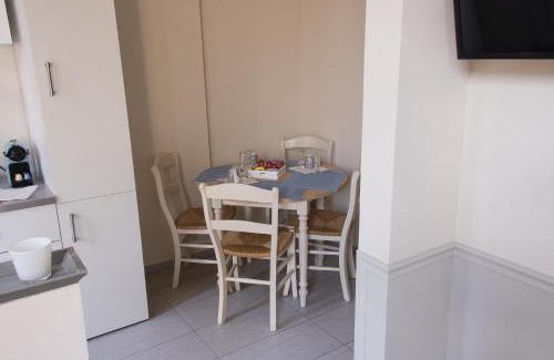 Mons Apartment | Discover Hotel Saint Georges: Pet-Friendly with Breakfast
