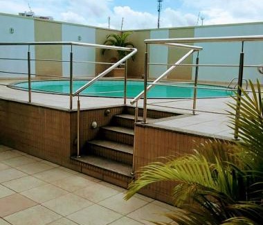 Centro Hotel | Discover Hotel Saint Paul 01 Flat with Pool & Hot Tub